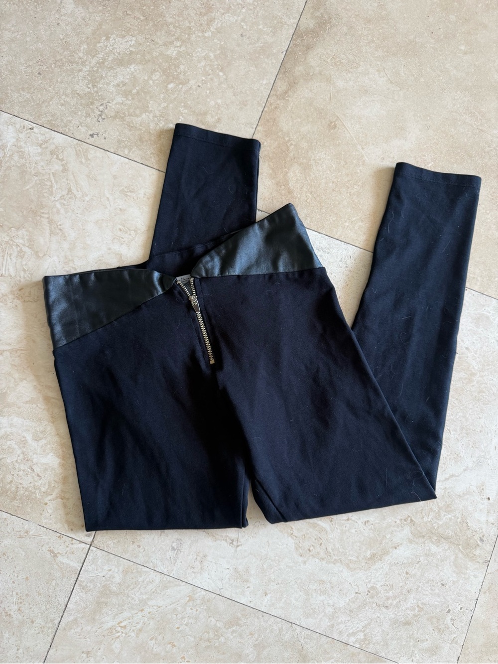 Bebe faux leather trim zipper leggings